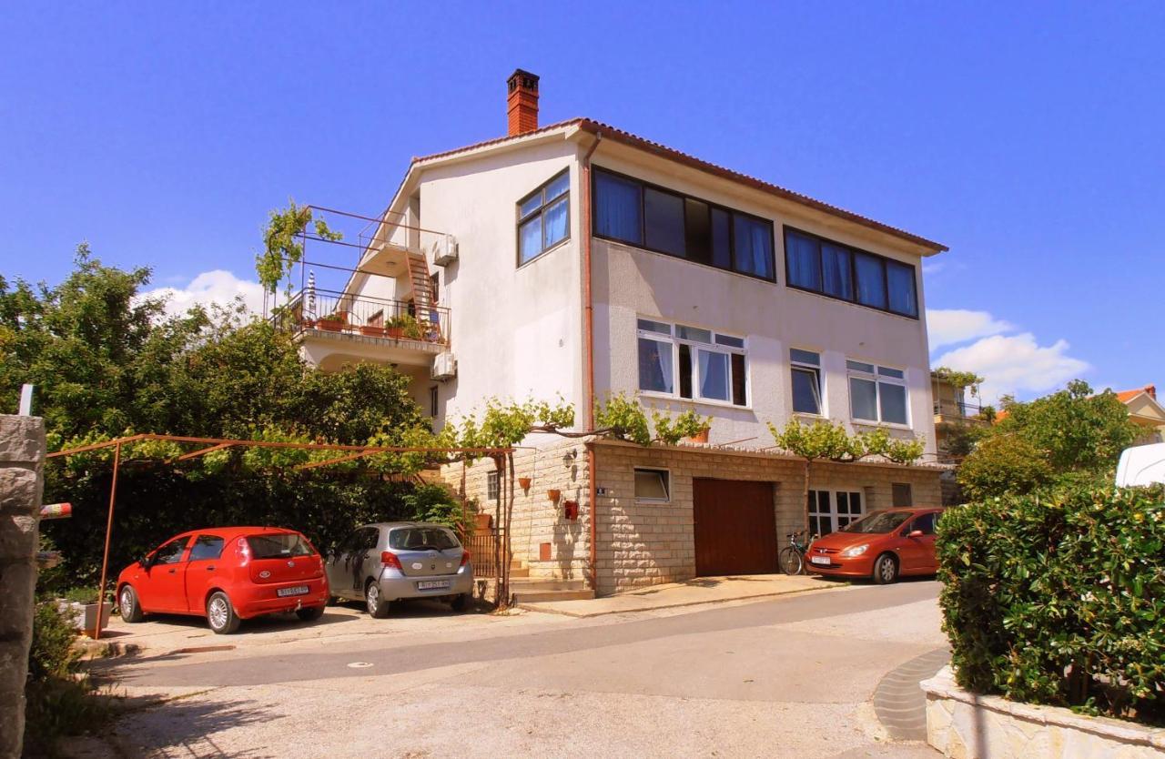 Apartments Bozica クルク エクステリア 写真